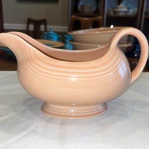 Fiestaware Sauce Boat, Gravy Boat, Sauce-Gravy Server Apricot NWOB